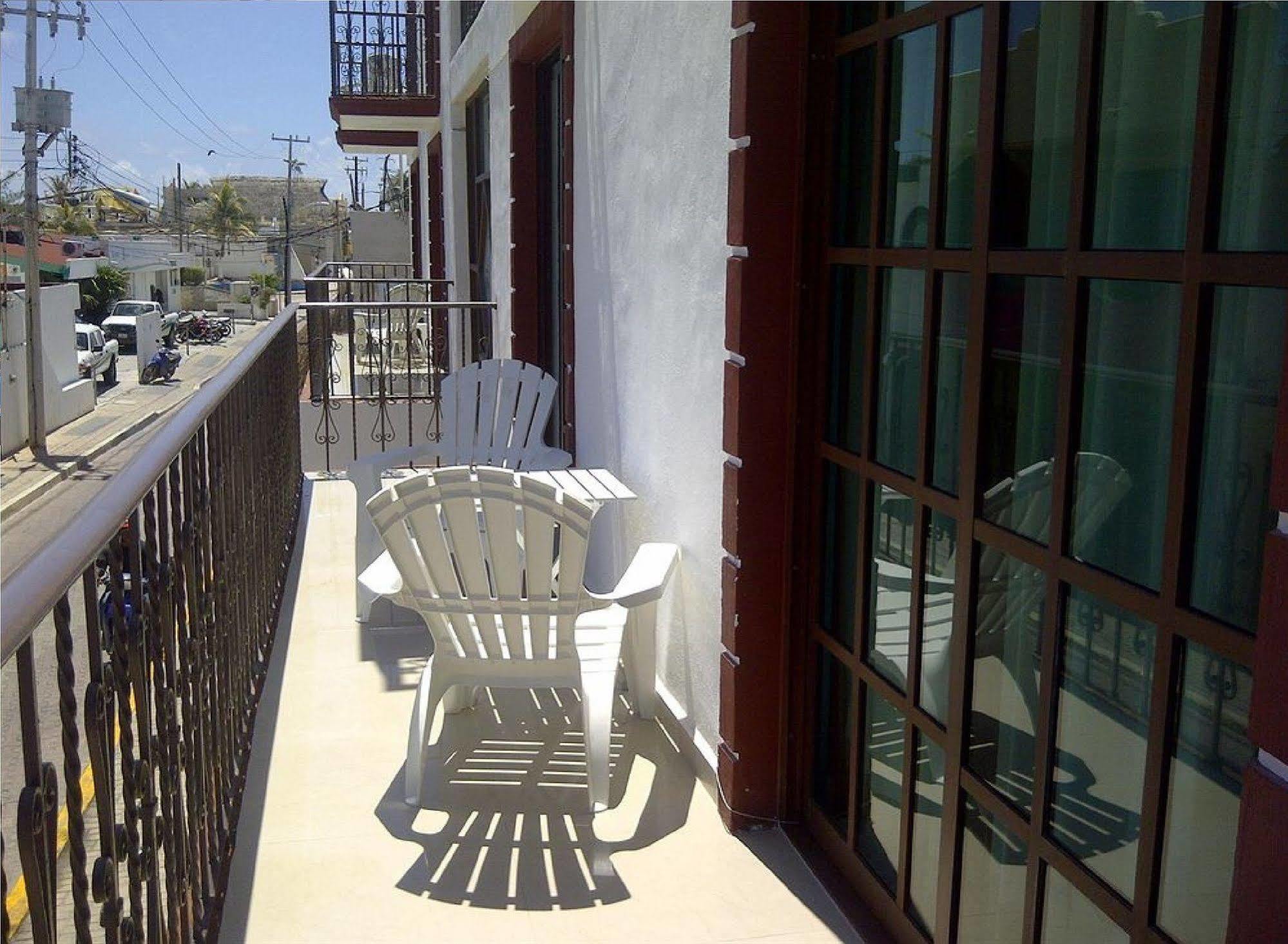 Hotel Isleno Isla Mujeres Εξωτερικό φωτογραφία